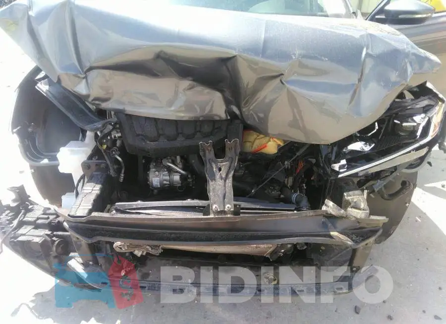 1VWWA7A32LC004916 Photo# 6
