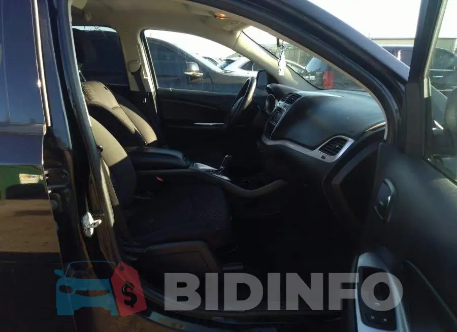 3C4PDCAB7GT110528 Photo# 5