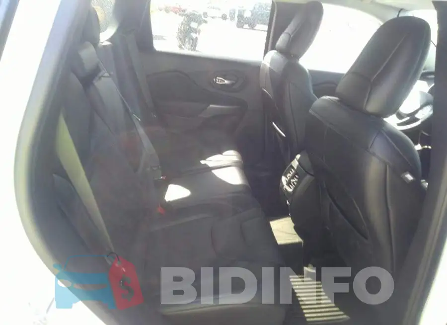 1C4PJMMX4MD202574 Photo# 8