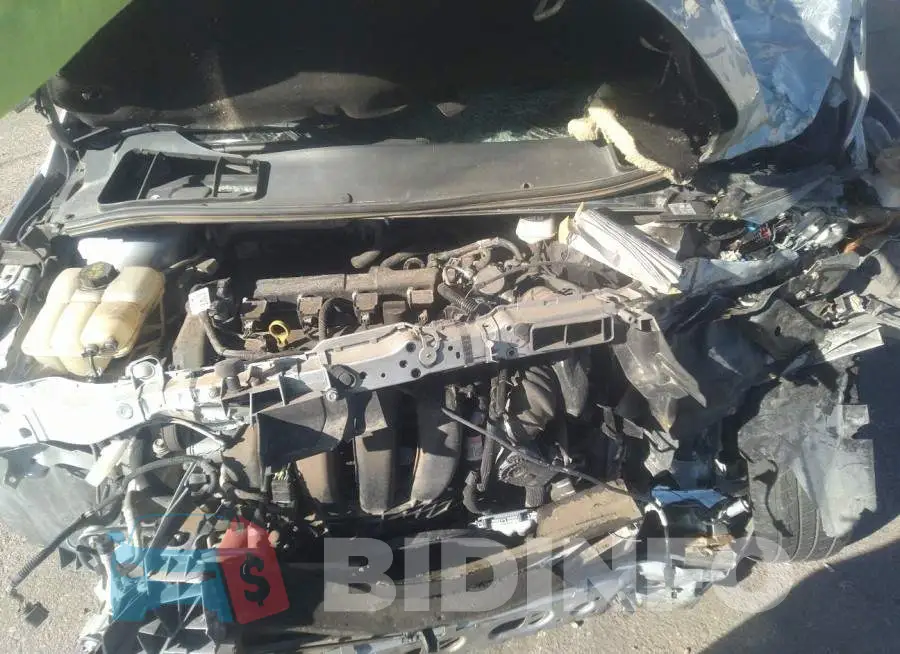 1FADP3F2XJL205516 Photo# 10