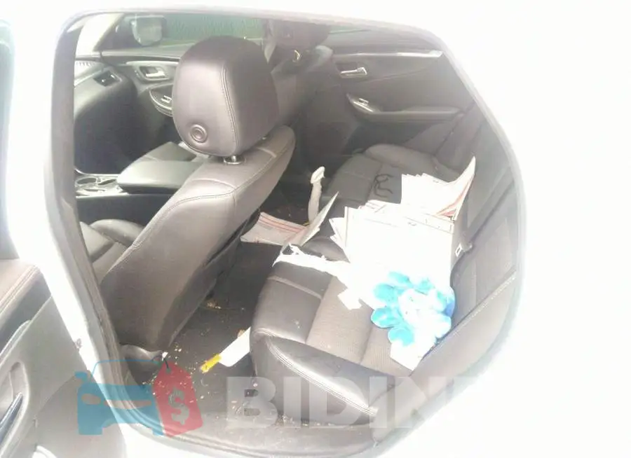 2G1105SA2J9153504 Photo# 8