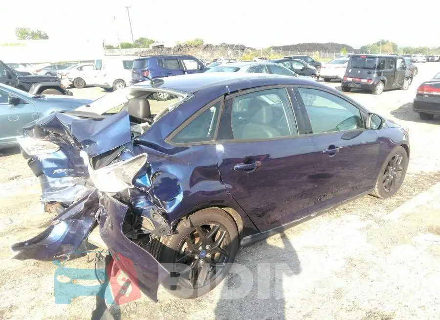 1FADP3F22GL240916 Photo# 4