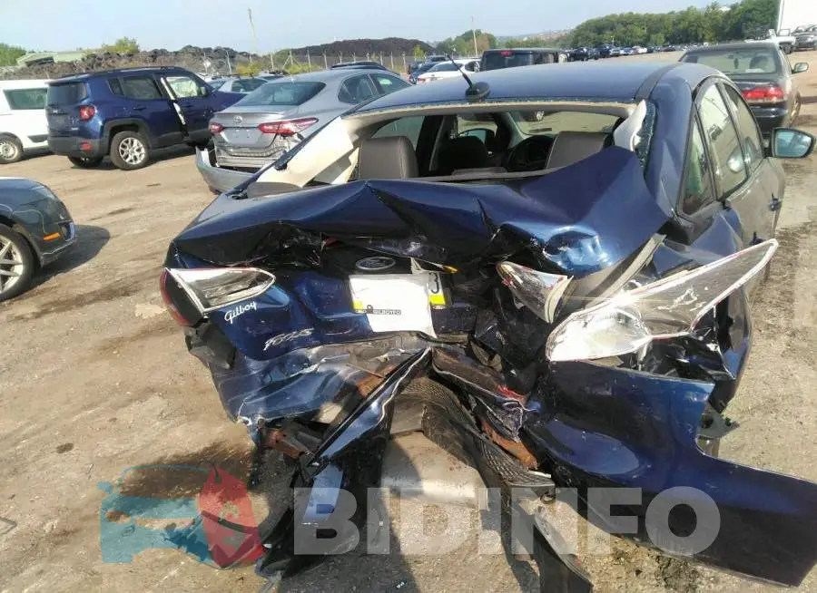 1FADP3F22GL240916 Photo# 6