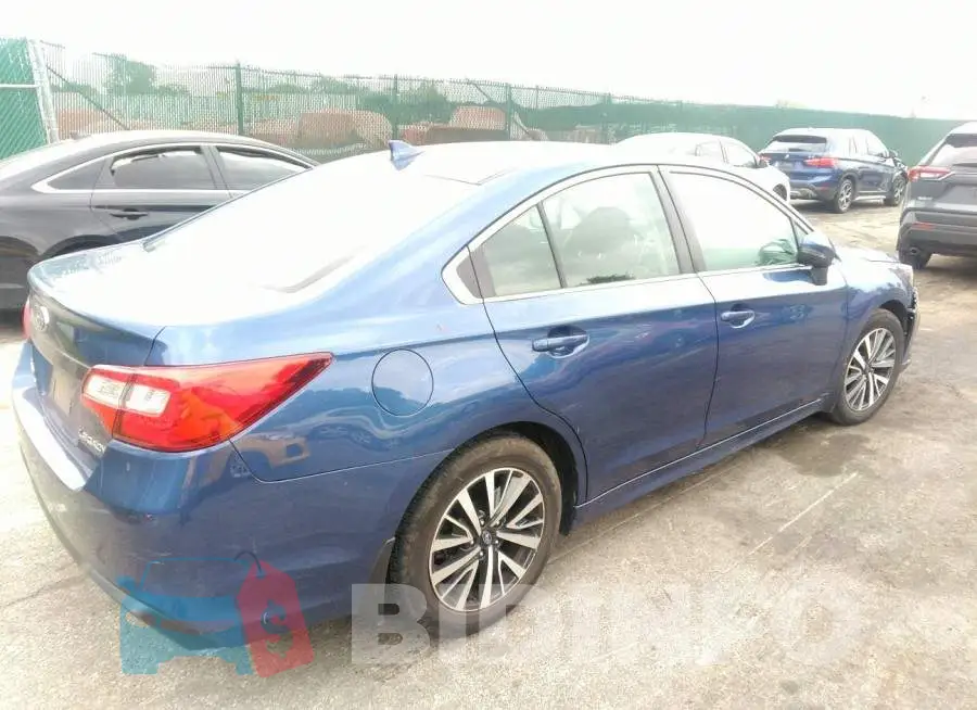 4S3BNAF65K3026087 Photo# 4