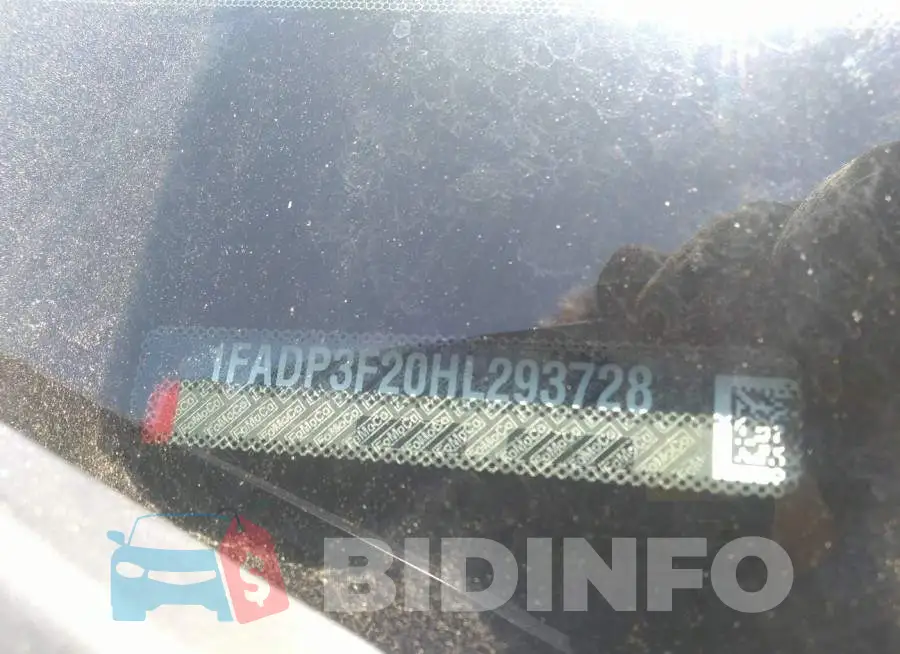 1FADP3F20HL293728 Photo# 9