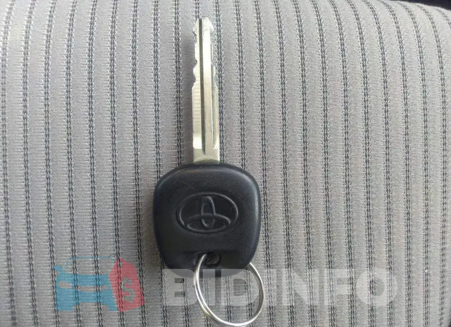JTMZFREV8FD047034 Photo# 11