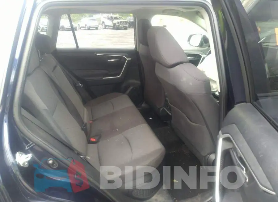 JTMRWRFV6KD519899 Photo# 8