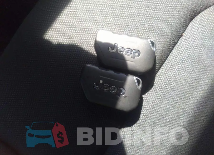 1C4GJXAG7LW228501 Photo# 11