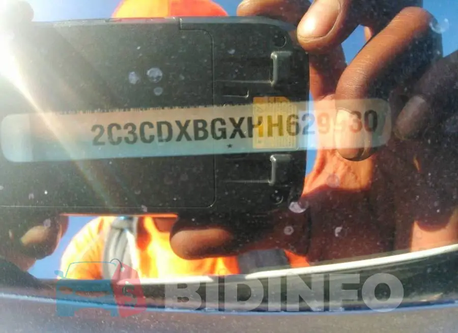 2C3CDXBGXHH629930 Photo# 9