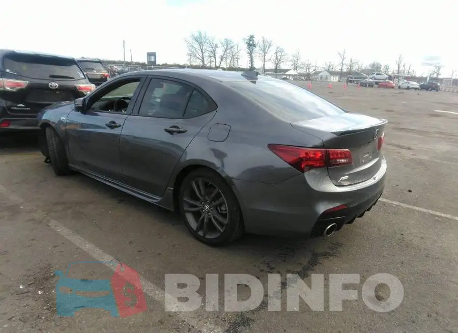 19UUB1F63KA001669 Photo# 3