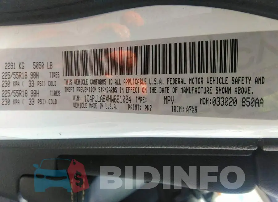 1C4PJLABXHW661024 Photo# 9