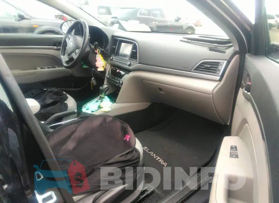 5NPD84LF6HH048795 Photo# 5