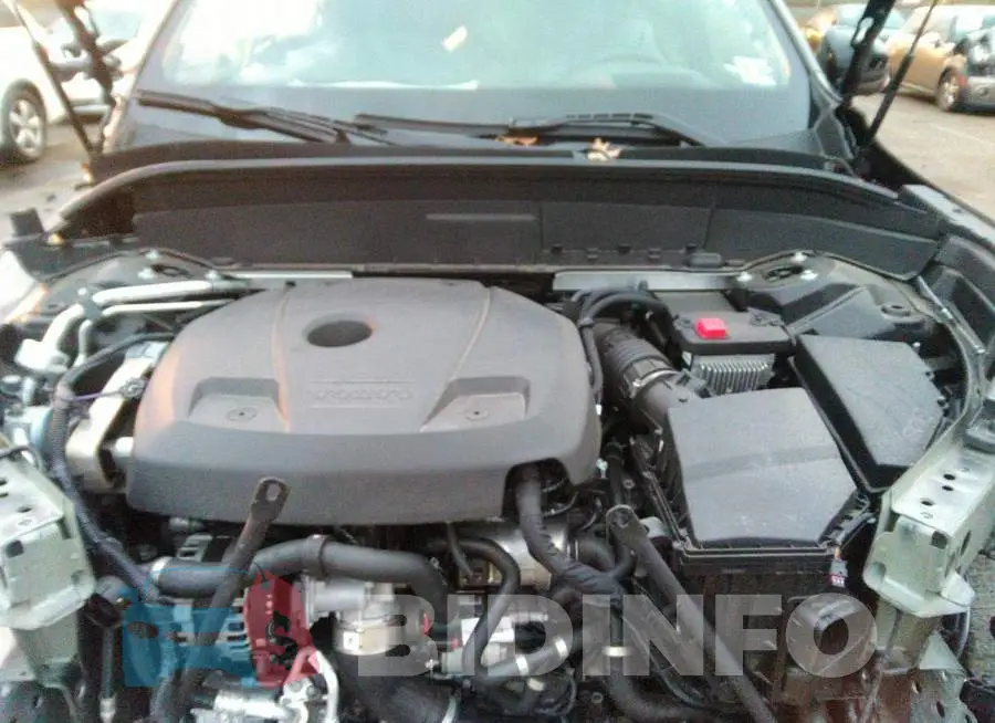 YV4A221K4L1598745 Photo# 10
