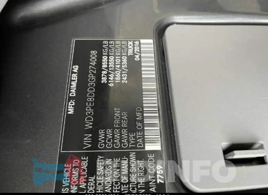 WD3PE8DD3GP274008 Photo# 9