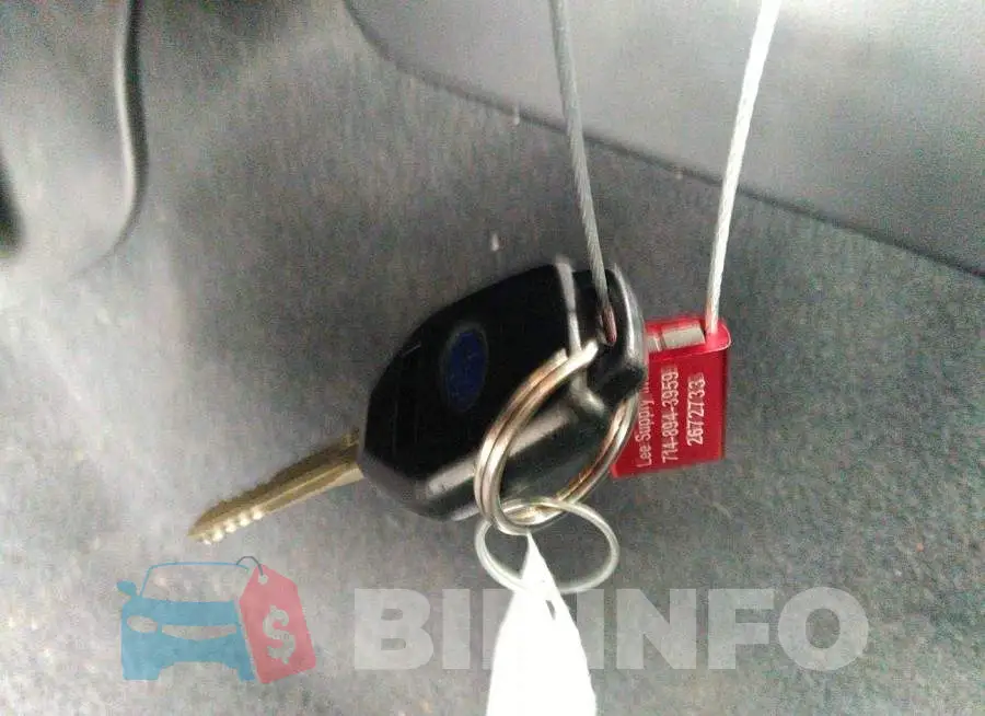 4S4BSAFC2J3276041 Photo# 11