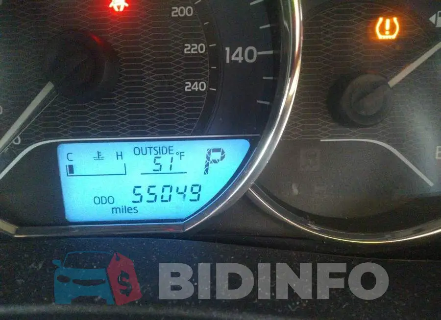 2T1BURHE9FC253866 Photo# 7
