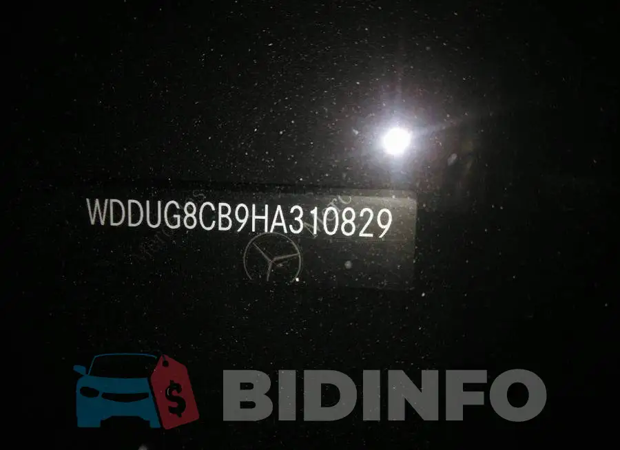 00DUG8CB9HA310829 Photo# 9