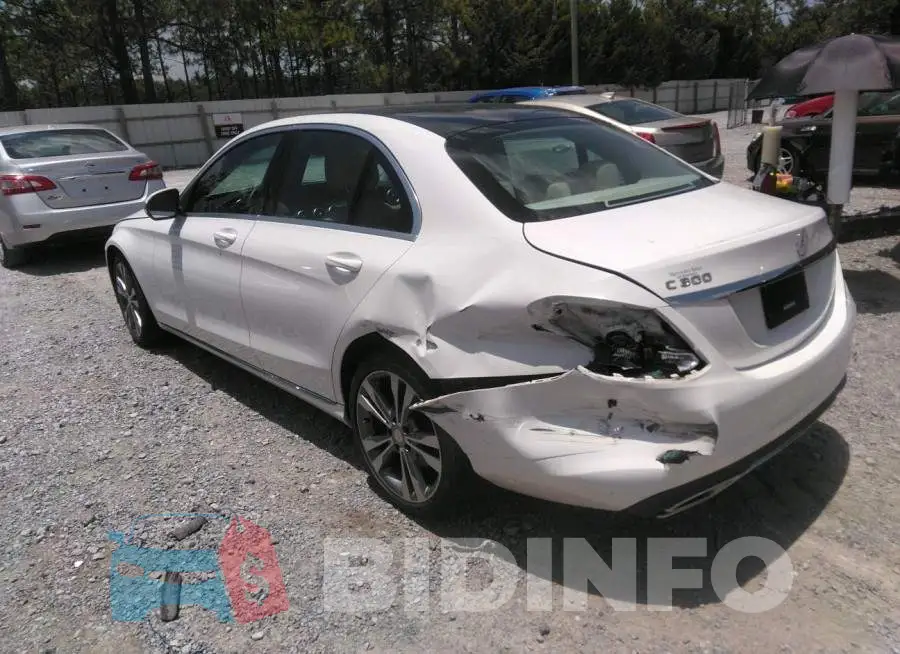 55SWF4JB1GU097641 Photo# 3
