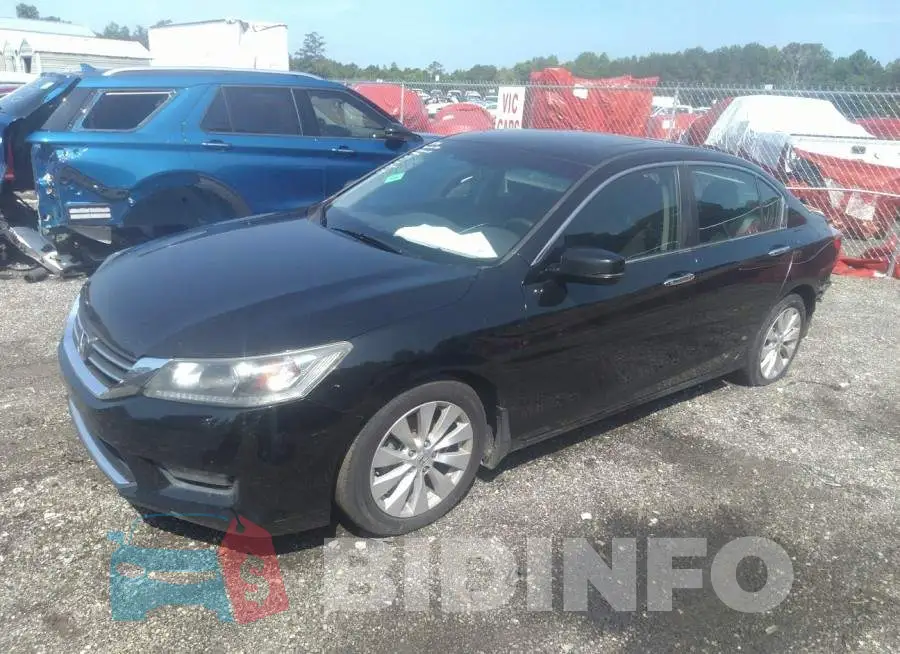 1HGCR2F78FA185437 Photo# 2