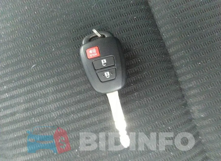 JTMBFREV0HJ137798 Photo# 11