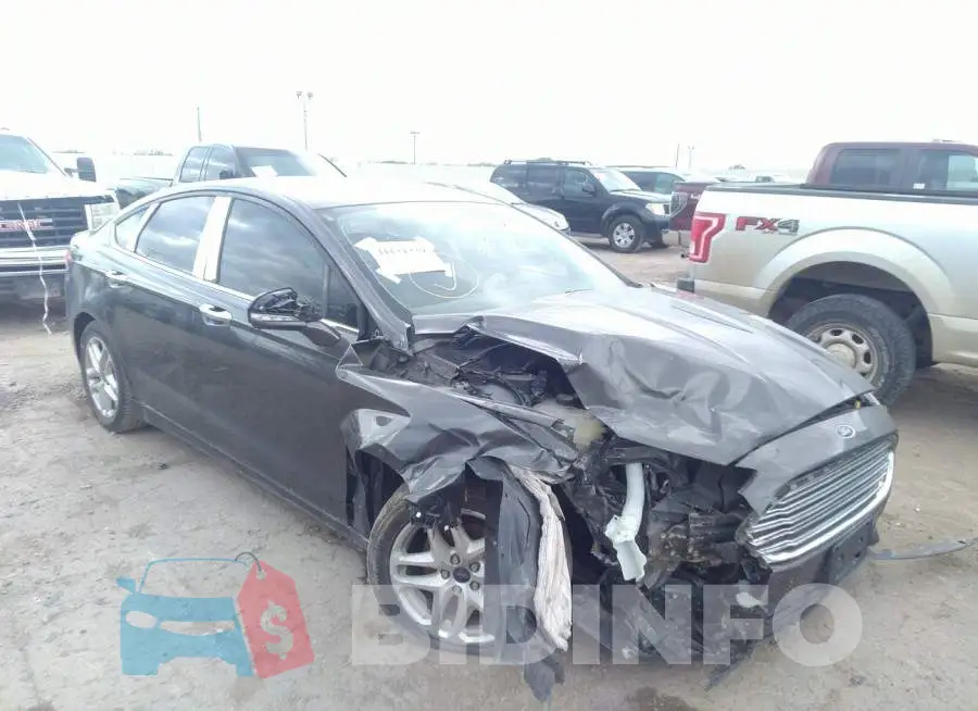 3FA6P0HDXGR333562 Photo# 1