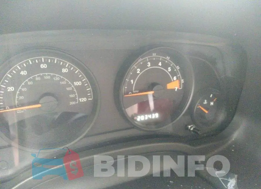 1C4NJRBB4FD316573 Photo# 7