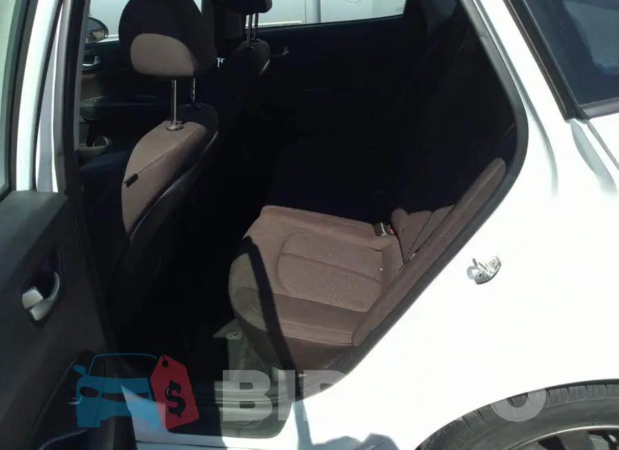 5XXGT4L34KG326601 Photo# 8