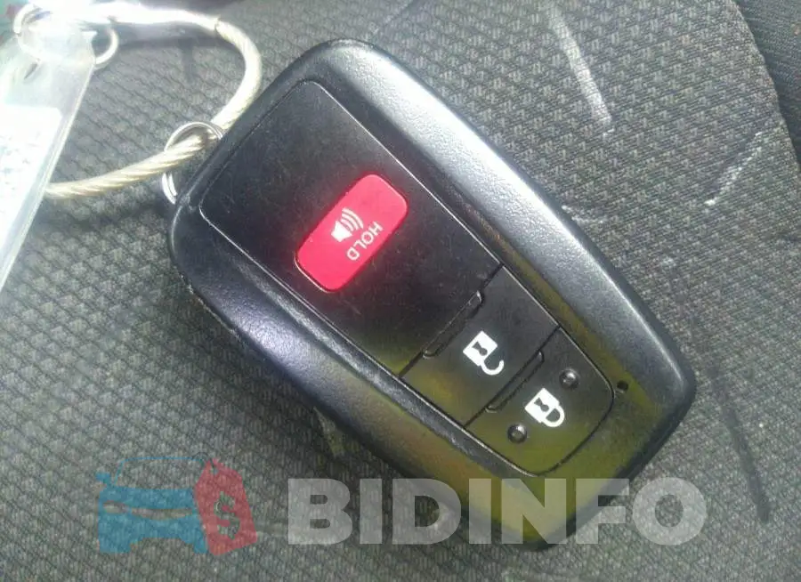 2T3W1RFVXMW117522 Photo# 11