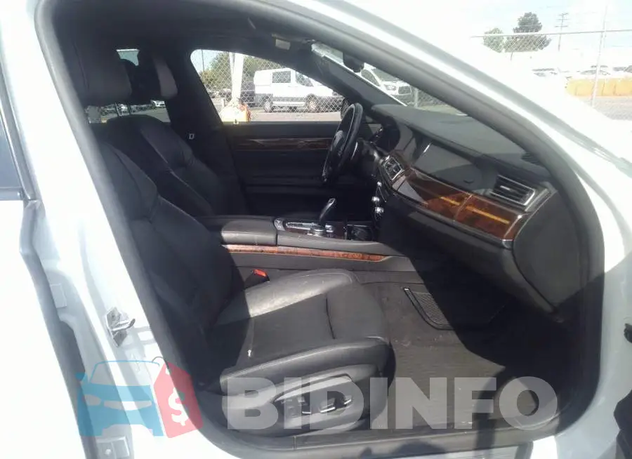 WBAYA6C57FGK16578 Photo# 5