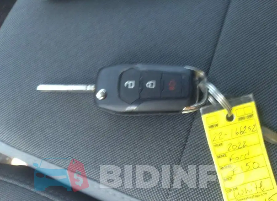 1FTNF1C85NKD42518 Photo# 11