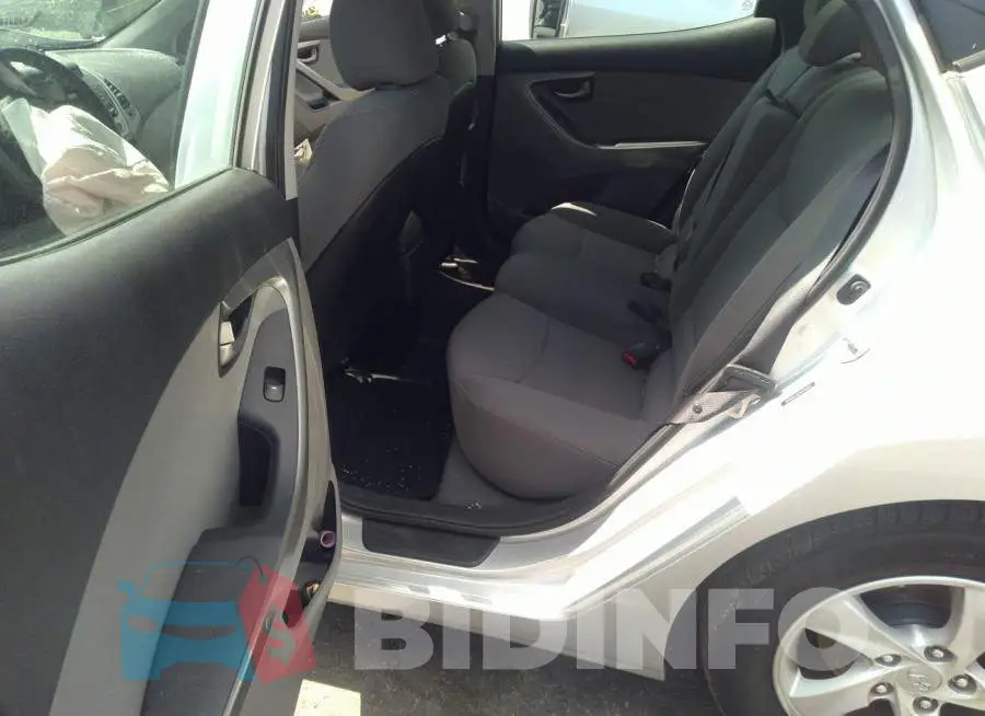 5NPDH4AE8FH556581 Photo# 8