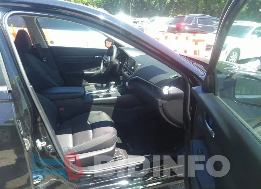 1N4BL4BV0MN348282 Photo# 5