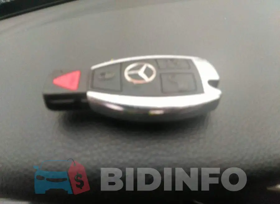 WDDWF4KB6GR128771 Photo# 11
