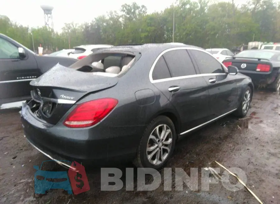 WDDWF4KB6GR128771 Photo# 4