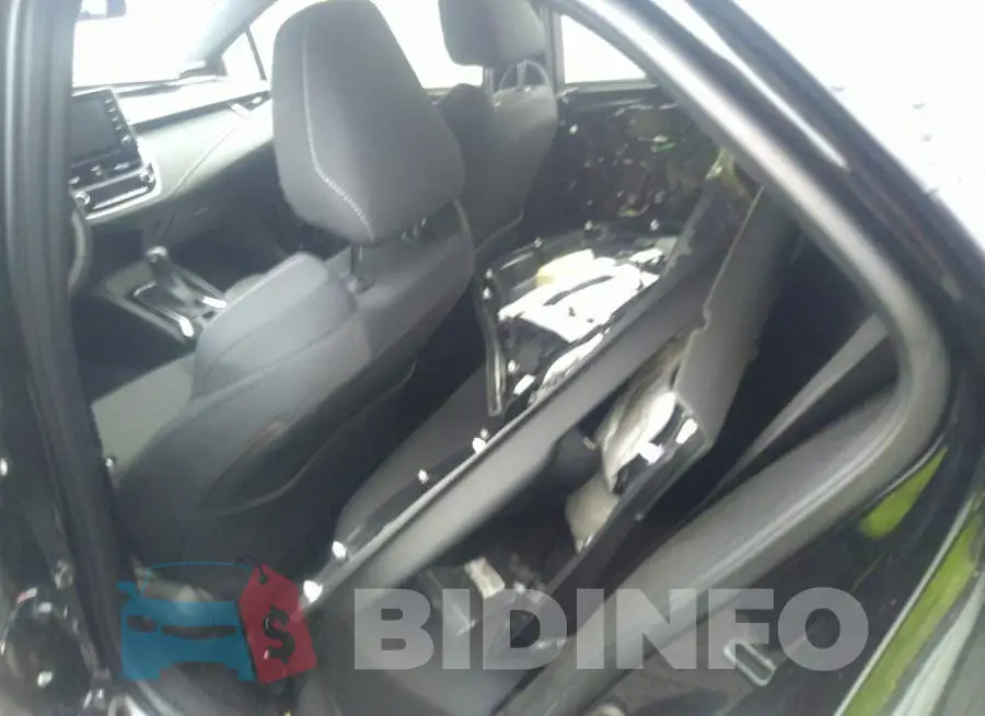 JTND4RBE7L3097442 Photo# 8