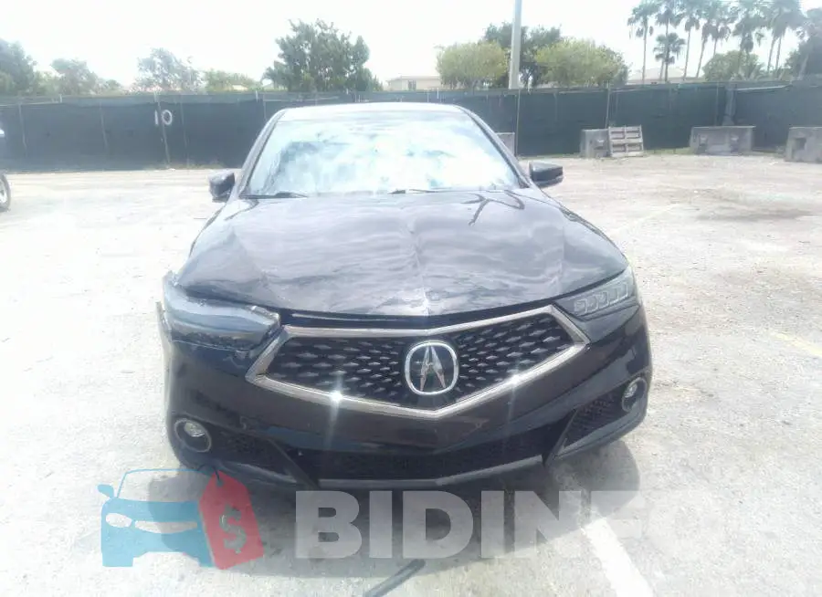 19UUB1F63KA002787 Photo# 6