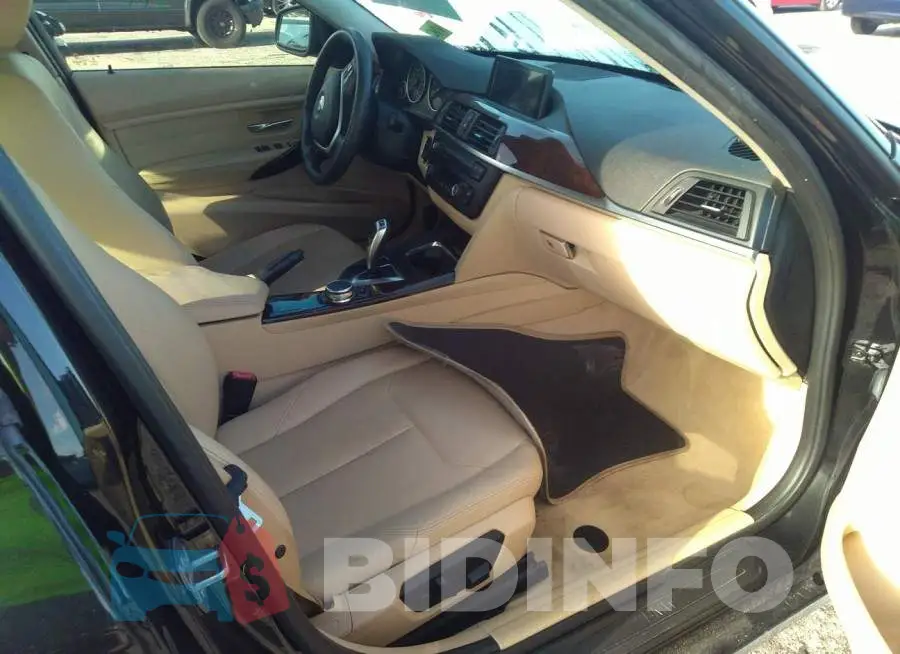 WBA3B5G58FNS16029 Photo# 5