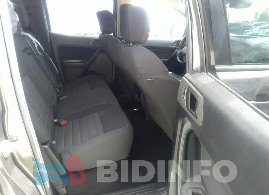 1FTER4EH4KLA73696 Photo# 8