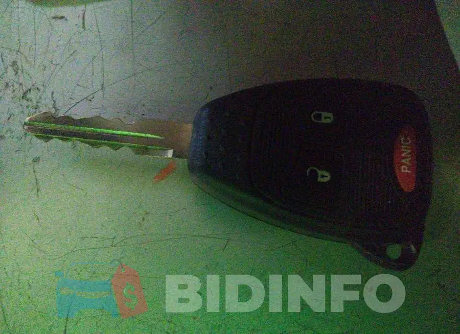 1C4NJPBB9HD170887 Photo# 11