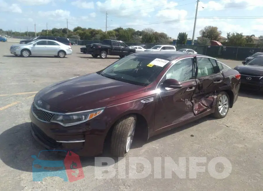 5XXGU4L39JG237733 Photo# 2