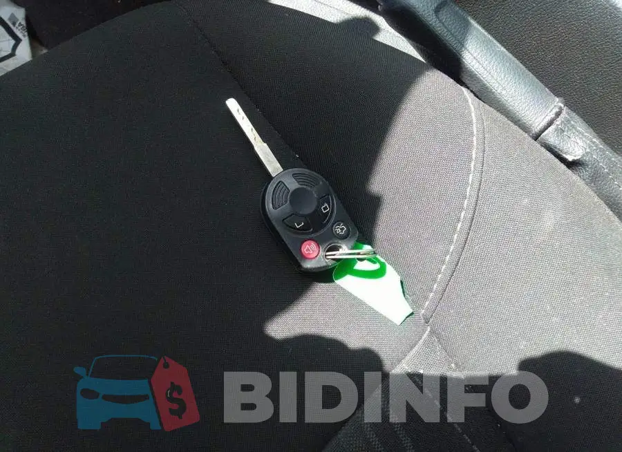 1FADP3F26JL293092 Photo# 11