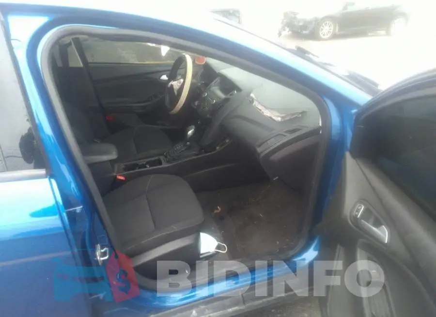 1FADP3F26JL293092 Photo# 5