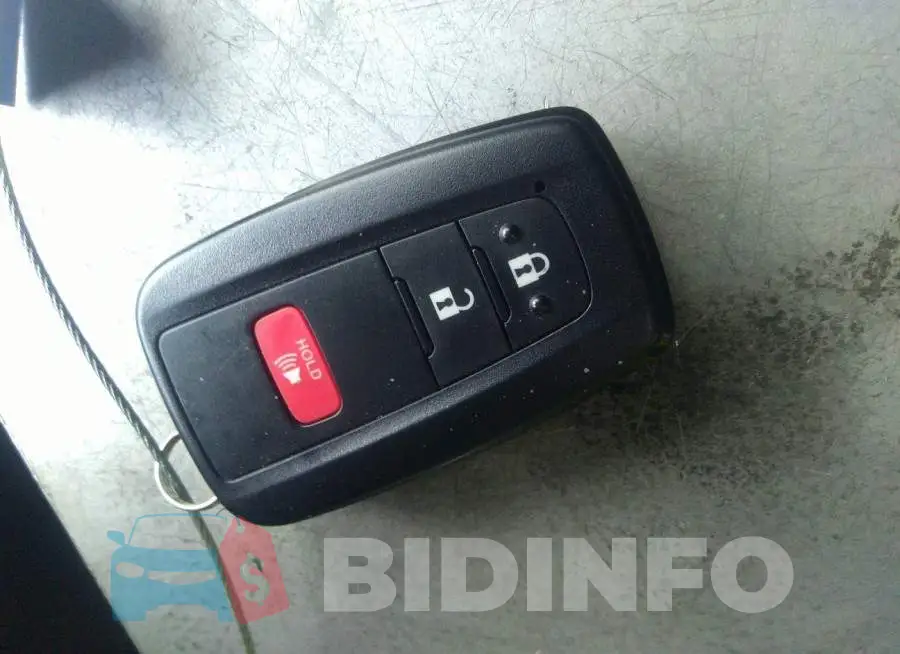 JTMW1RFV2MD067180 Photo# 11