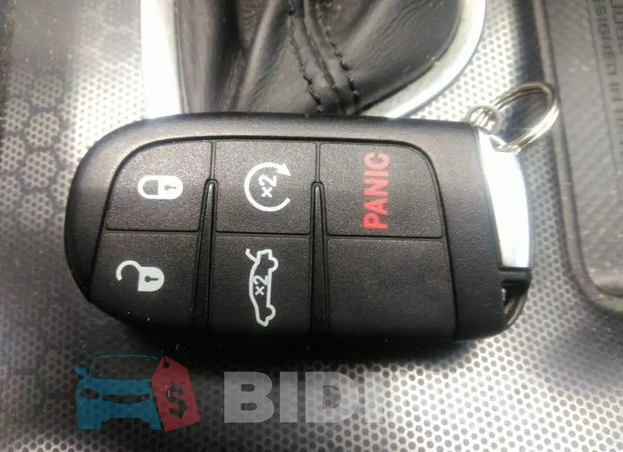2C3CDXJG8FH827937 Photo# 11