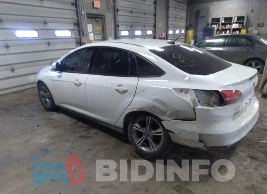 1FADP3F20JL311098 Photo# 3