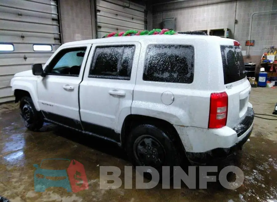 1C4NJPBA3GD575634 Photo# 3
