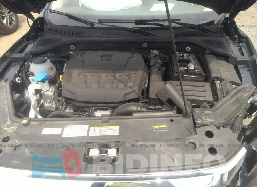 1VWCA7A32LC027745 Photo# 10