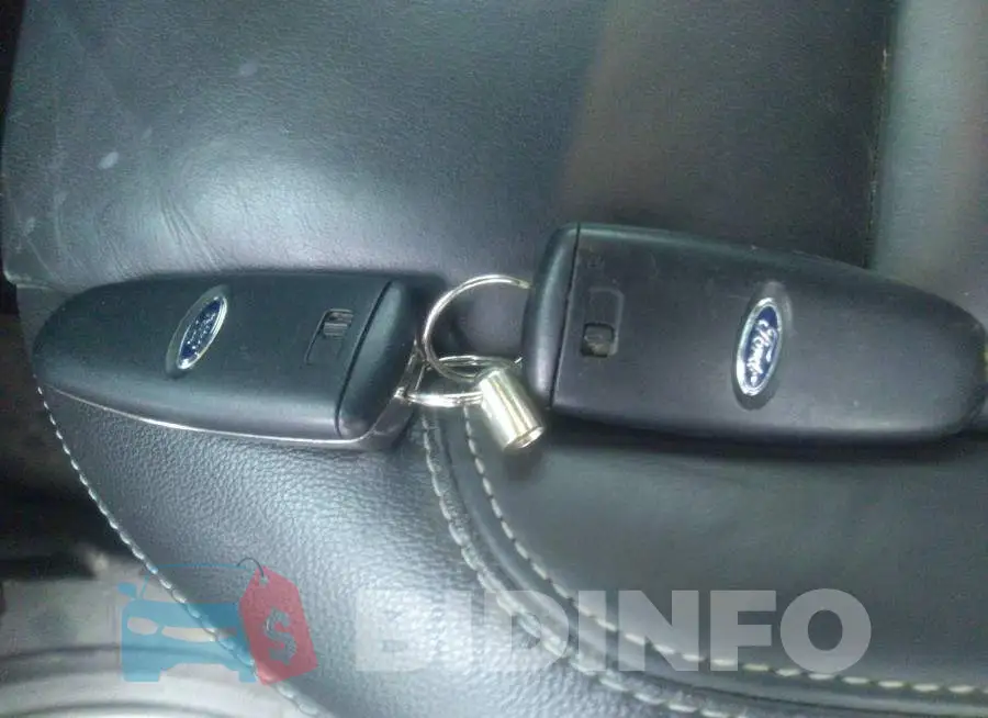 1FMCU9J99HUB89508 Photo# 11