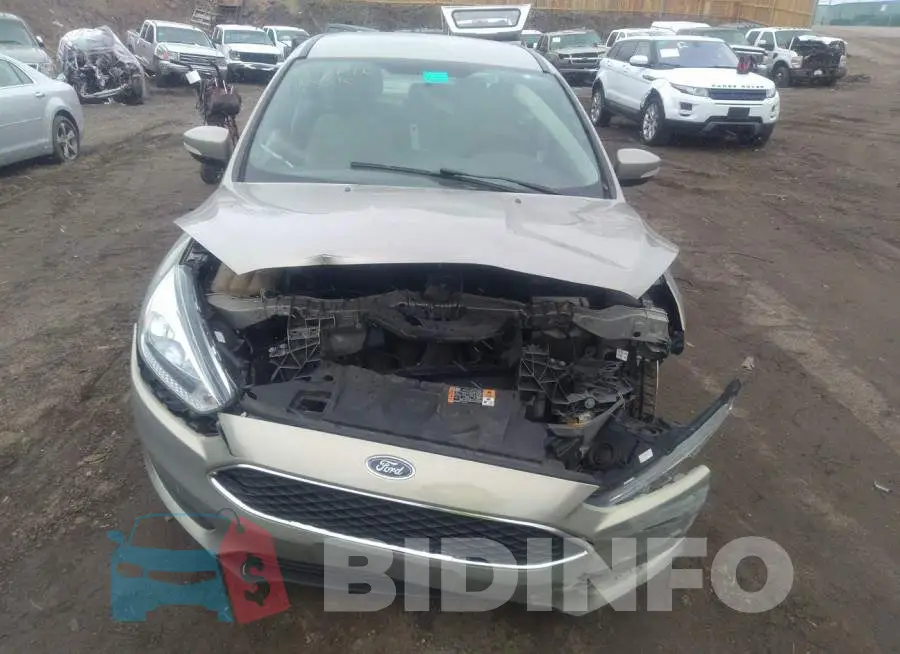 1FADP3F26GL310319 Photo# 6