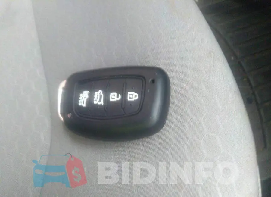 KMHD84LF4KU796843 Photo# 11